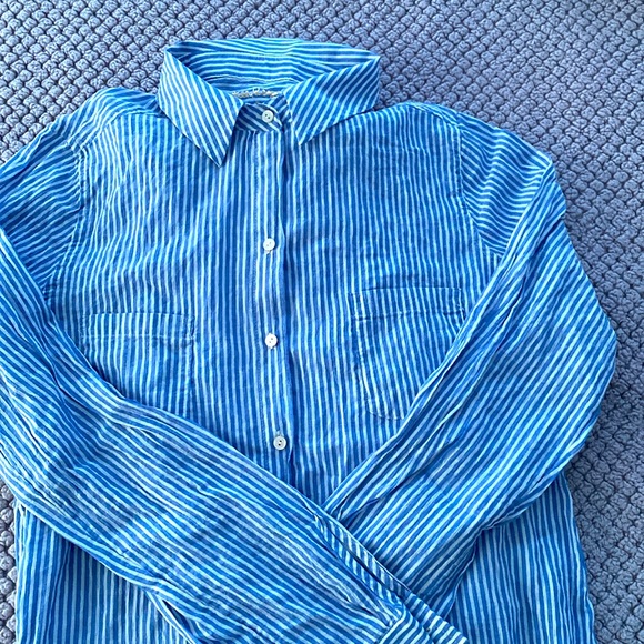 Lilly Pulitzer long sleeve button down top. Size small nwot - Picture 4 of 5